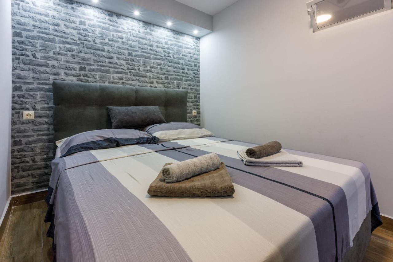Apartments&Room ART Crikvenica Buitenkant foto