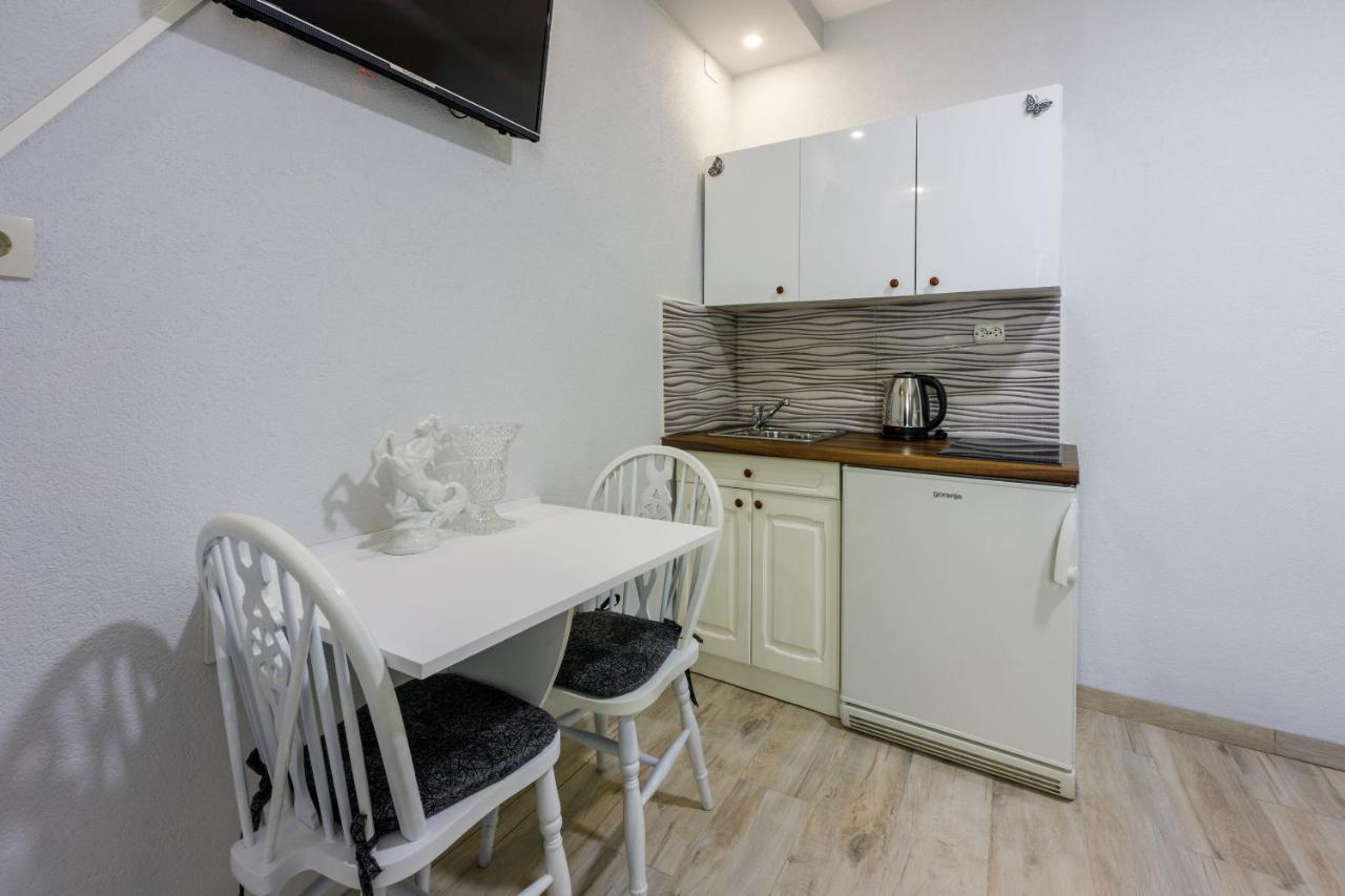 Apartments&Room ART Crikvenica Buitenkant foto