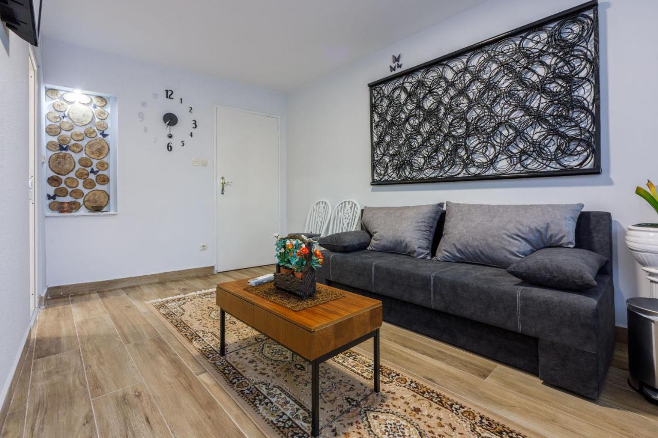 Apartments&Room ART Crikvenica Buitenkant foto