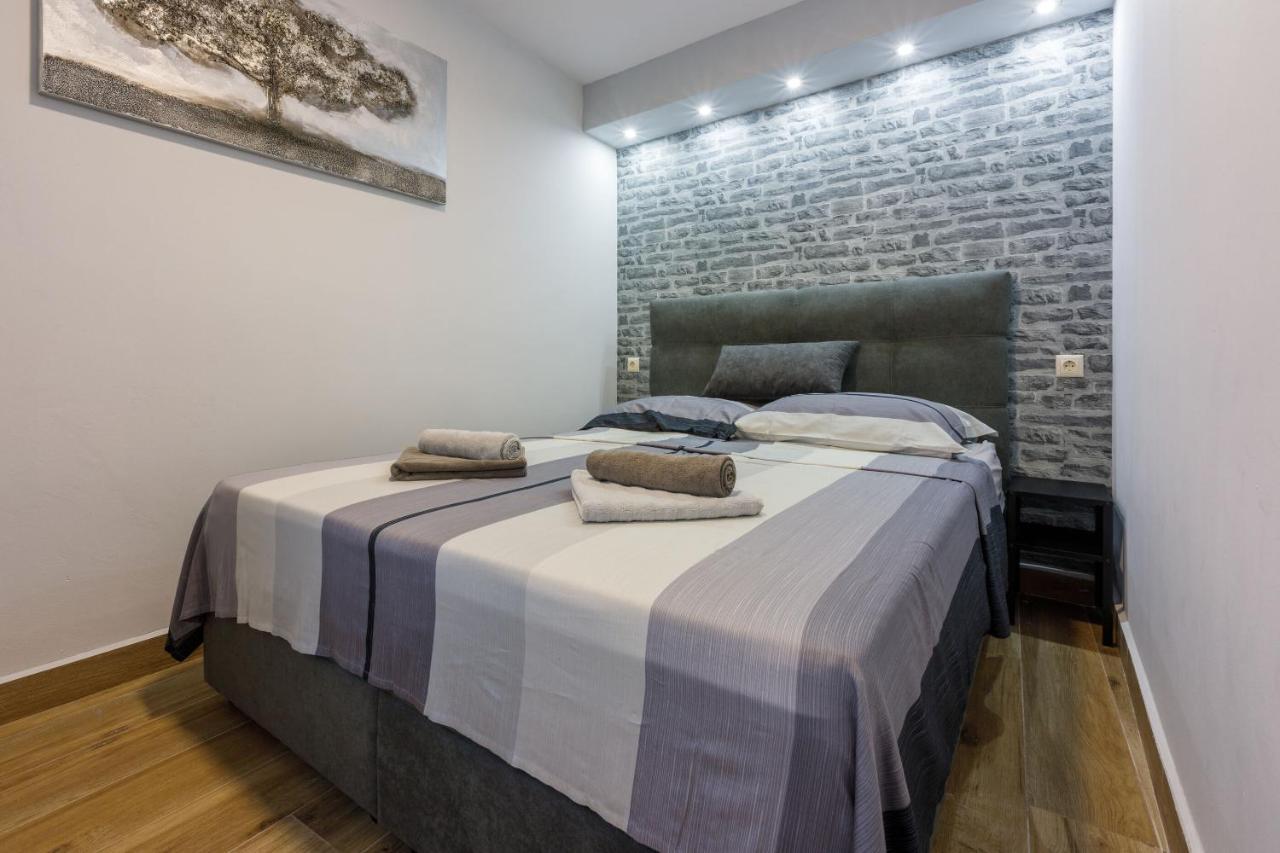 Apartments&Room ART Crikvenica Buitenkant foto