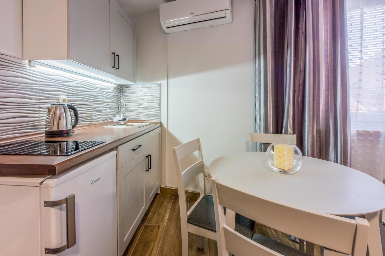 Apartments&Room ART Crikvenica Buitenkant foto